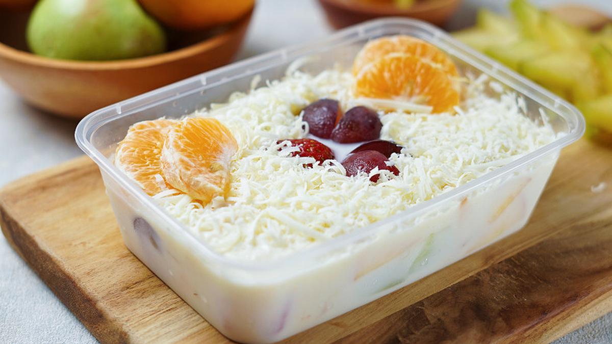 5 Topping Salad Buah yang Bikin Tambah Nikmat